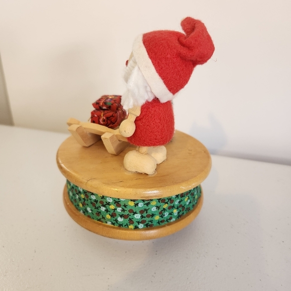 Vintage Wind Up Musical Christmas Decoration MCM Painted Wood Santa Claus - Picture 4 of 6